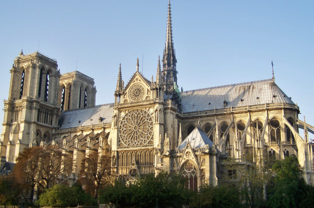 Vitraux de Notre-Dame, Fin de partie pour Viollet-le-Duc, le tribunal donne le feu vert à Claire Tabouret malgré l’opposition du patrimoine.