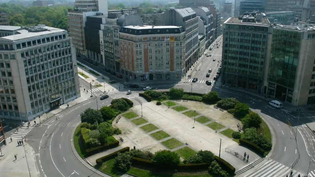 Transformer la place Schuman en « plus grande poêle à frire d’Europe »